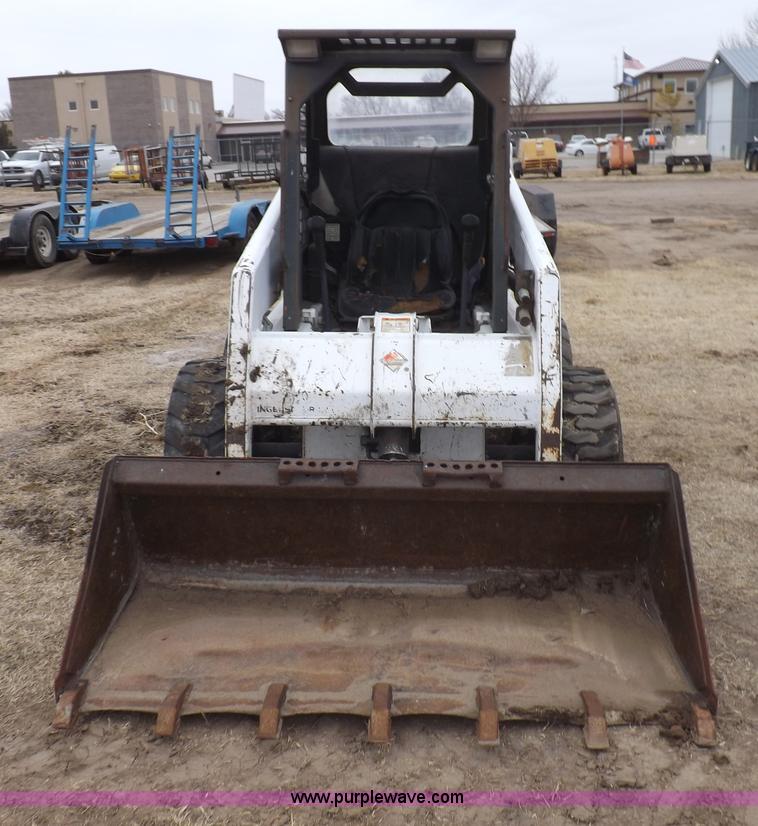 image for item I9117 1999 Bobcat 763 skid steer