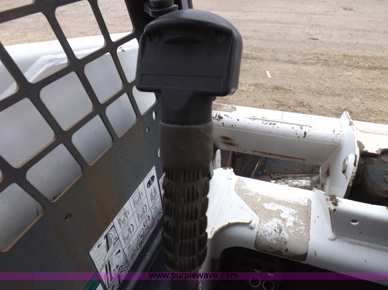 image for item I9117 1999 Bobcat 763 skid steer