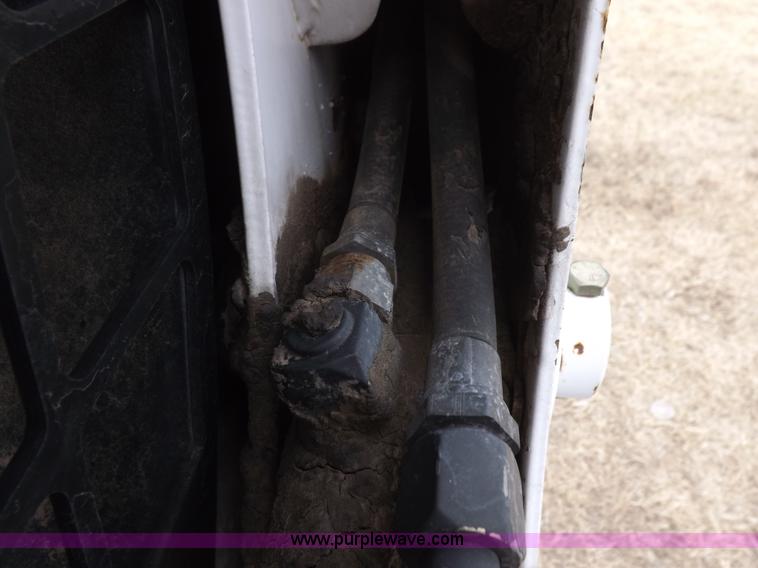 image for item I9117 1999 Bobcat 763 skid steer