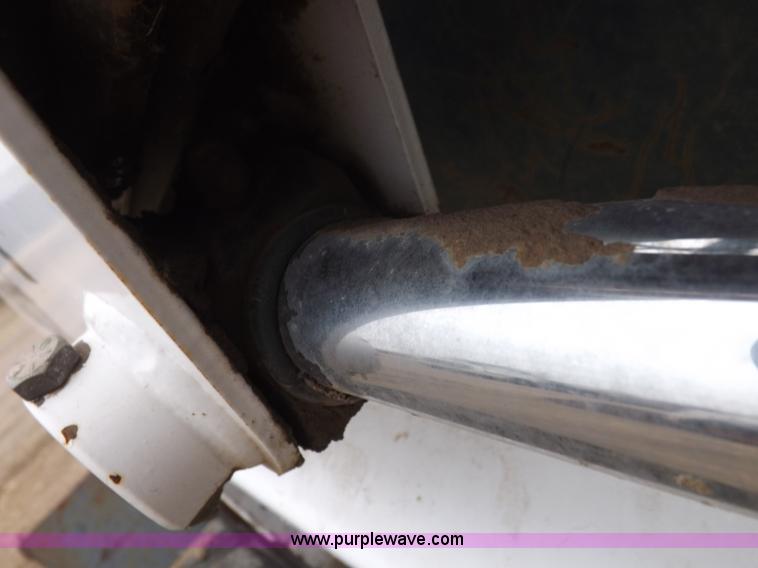 image for item I9117 1999 Bobcat 763 skid steer