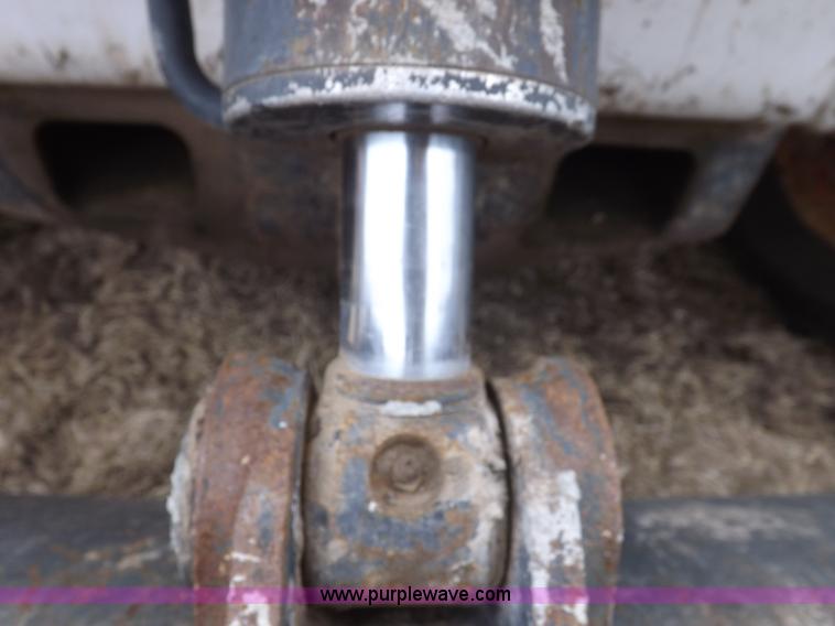 image for item I9117 1999 Bobcat 763 skid steer