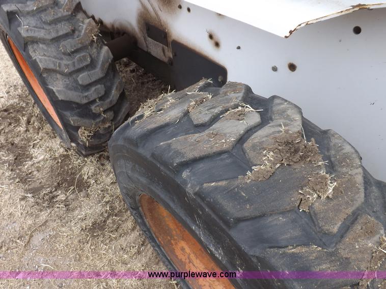 image for item I9117 1999 Bobcat 763 skid steer