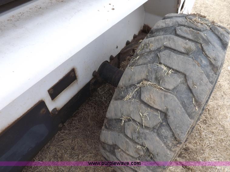 image for item I9117 1999 Bobcat 763 skid steer
