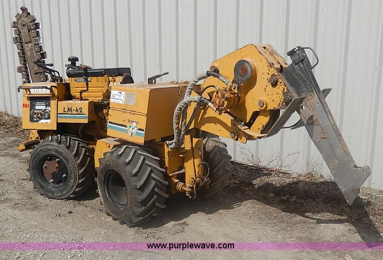 image for item I9319 Vermeer LM-42 yard plow trencher