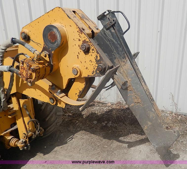image for item I9319 Vermeer LM-42 yard plow trencher