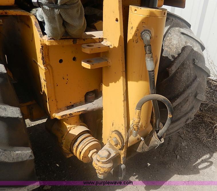 image for item I9319 Vermeer LM-42 yard plow trencher