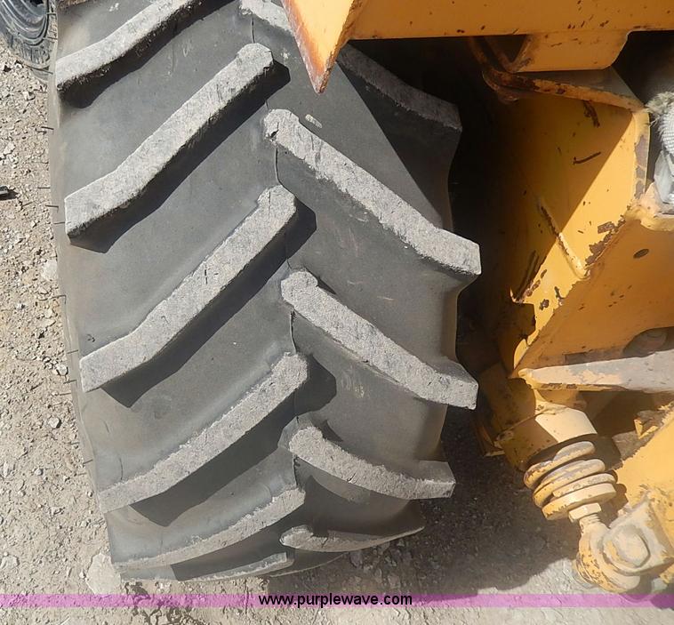 image for item I9319 Vermeer LM-42 yard plow trencher