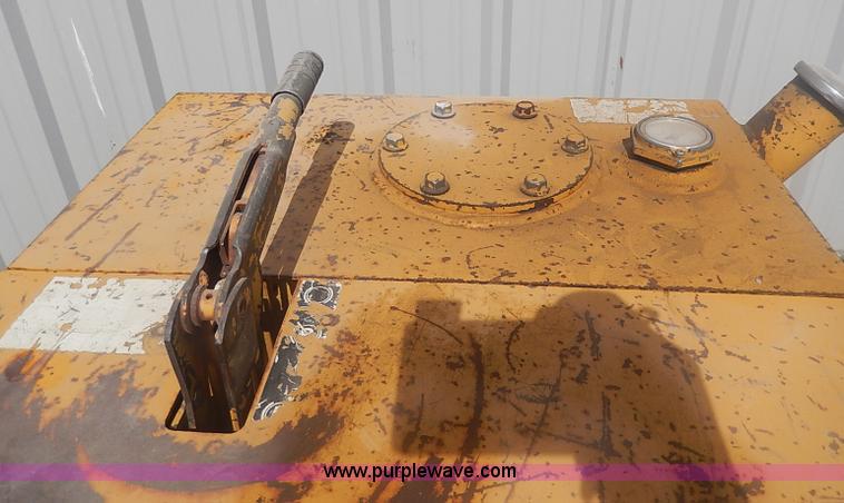 image for item I9319 Vermeer LM-42 yard plow trencher