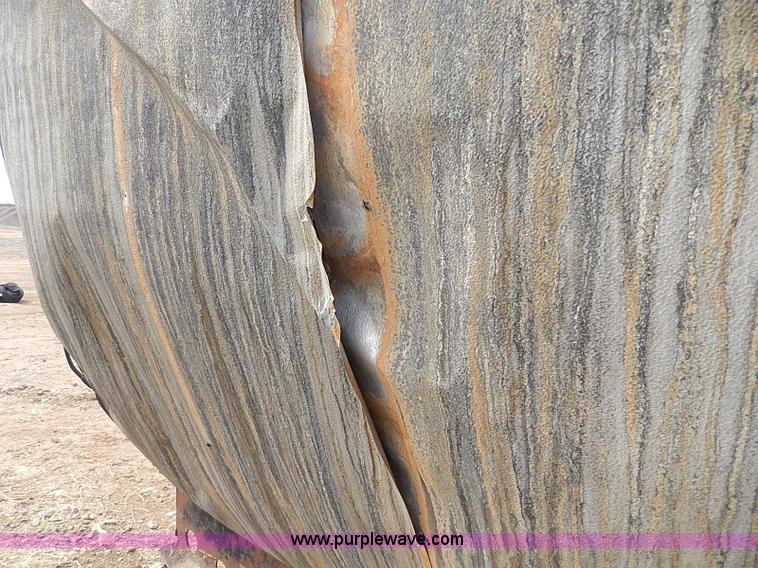 image for item I9368 10,000 gallon hot asphalt tank