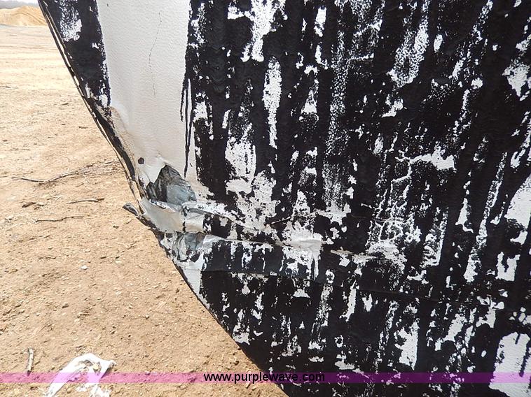 image for item I9368 10,000 gallon hot asphalt tank