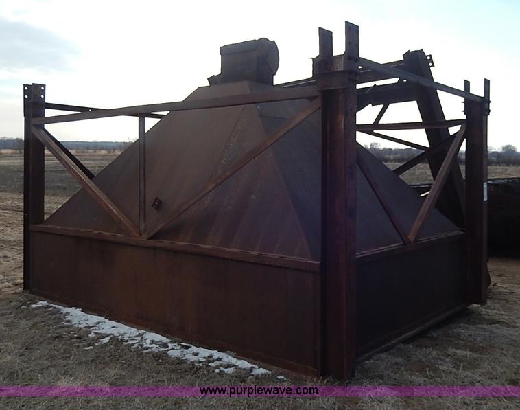 image for item I9369 Gravel hopper with stand