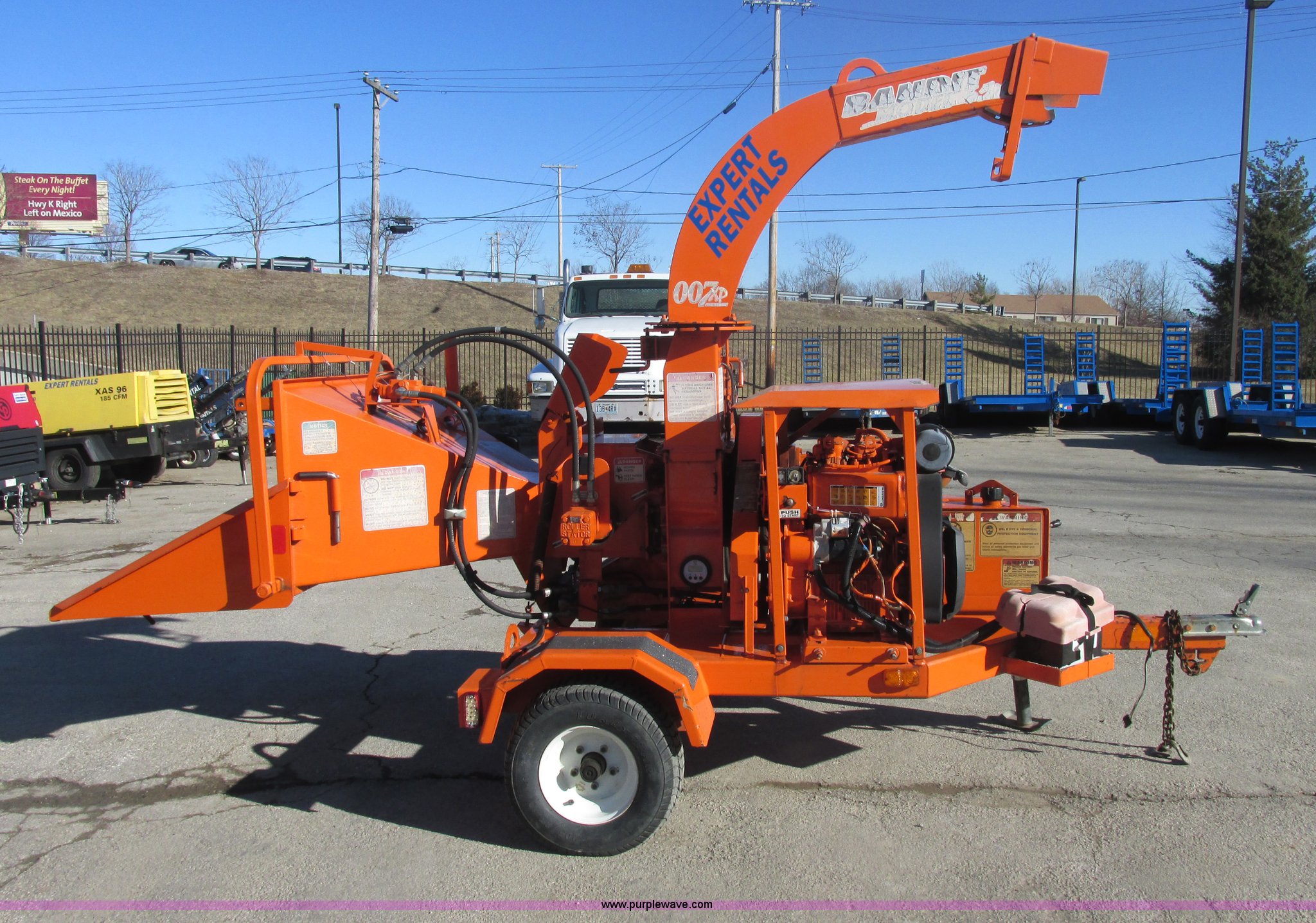 2007 Bandit 65XL 007XP series chipper in O