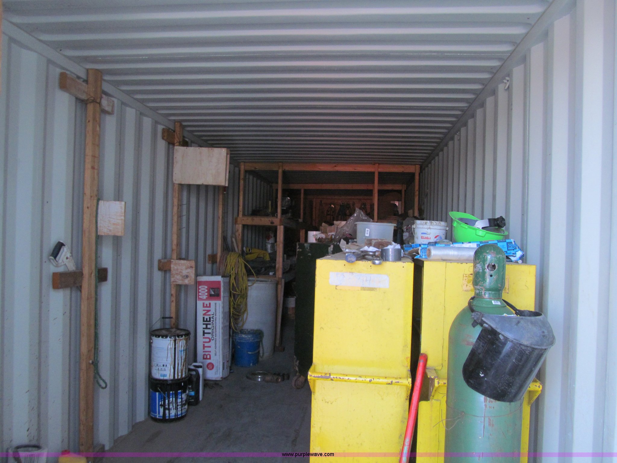 2000 steel shipping container in Des Moines, IA Item E4665 sold