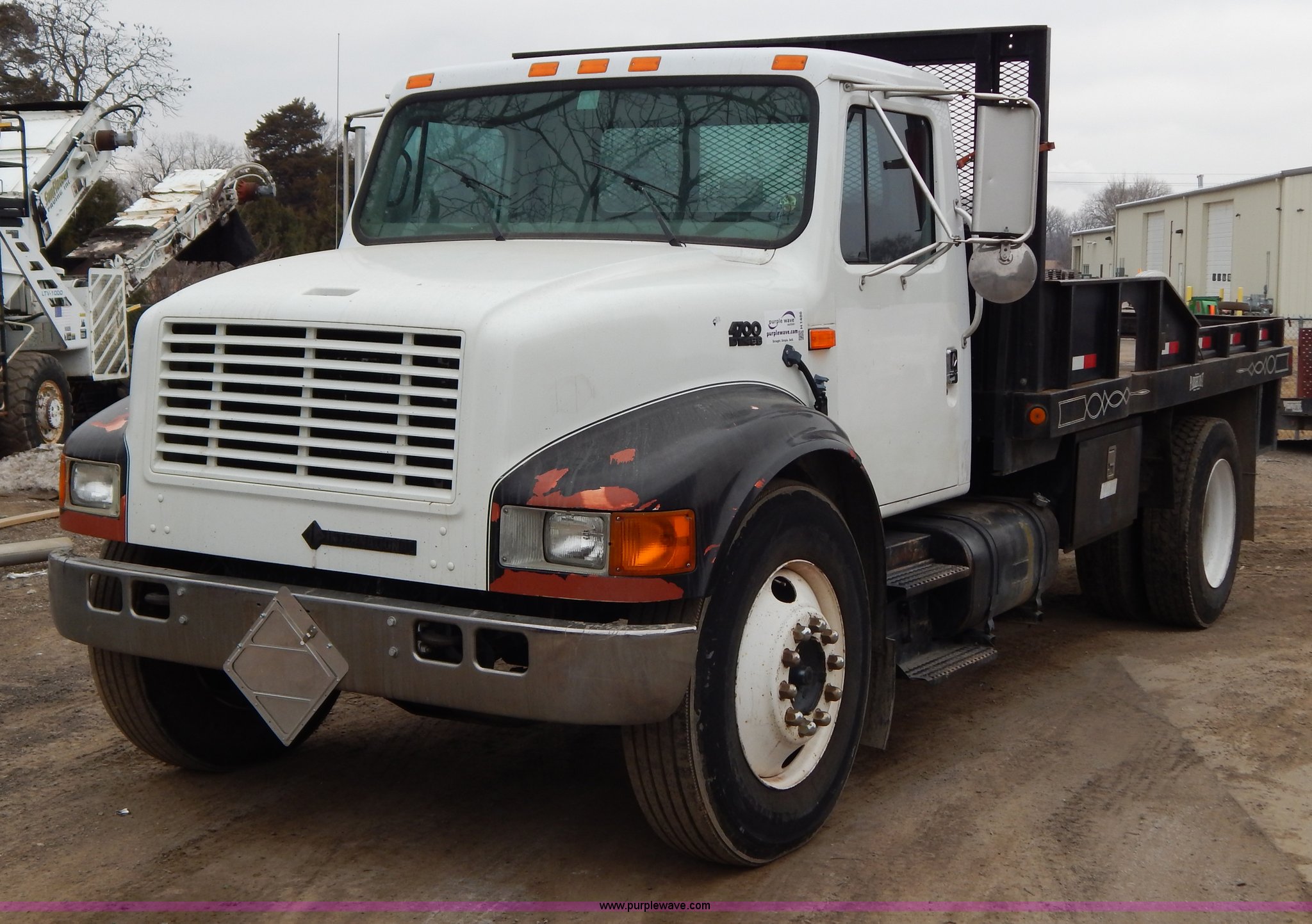 H1486 image for item H1486 1995 International 4700 ...