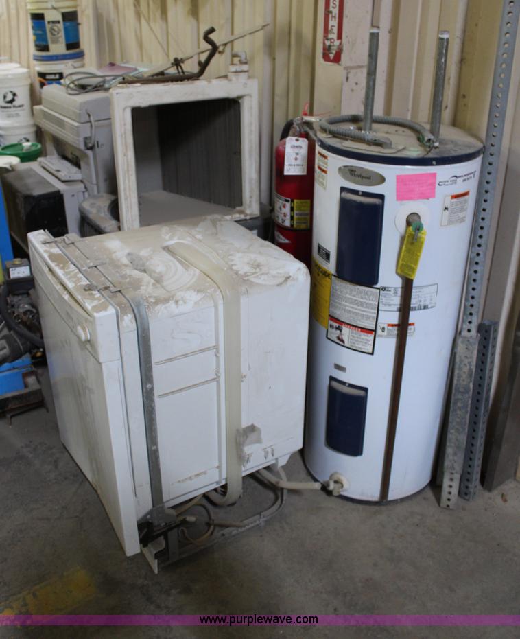 image for item AM9478 Assorted equipment