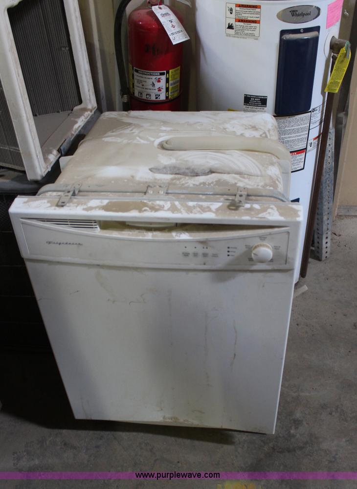 image for item AM9478 Assorted equipment