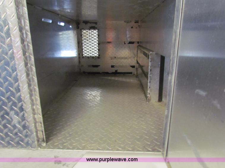 image for item AN9977 Aluminum dog box