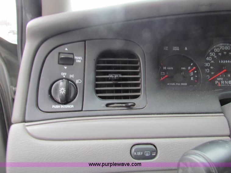 image for item AN9979 2000 Ford Crown Victoria Police Interceptor