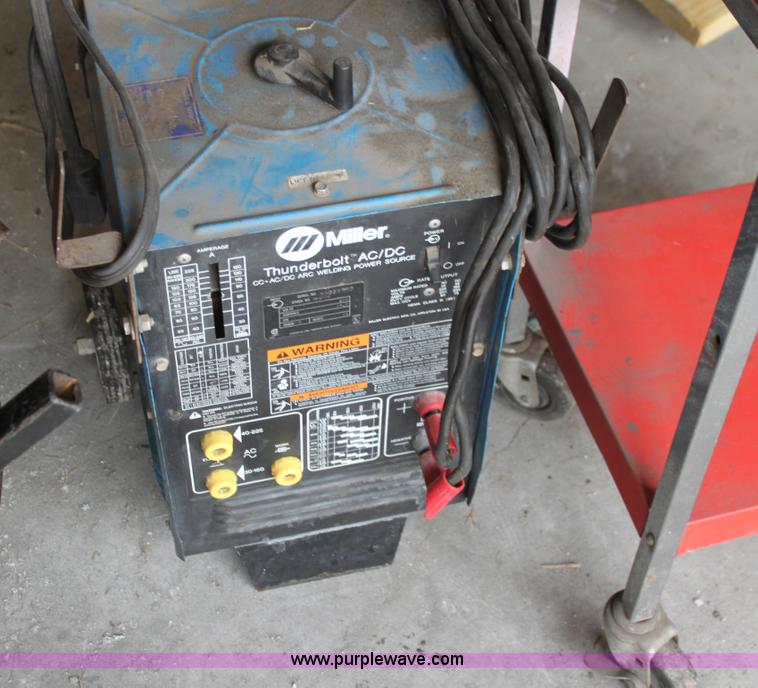 image for item AN9982 Assorted shop equipment