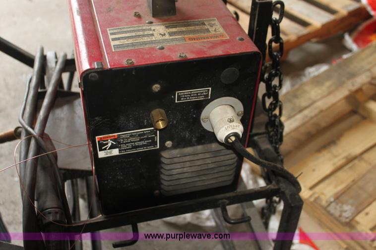 image for item AN9982 Assorted shop equipment