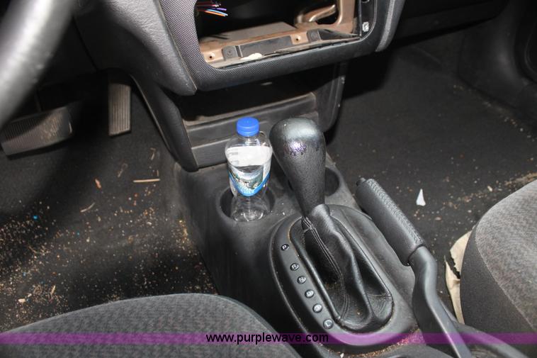 image for item AN9987 2003 Dodge Stratus SE