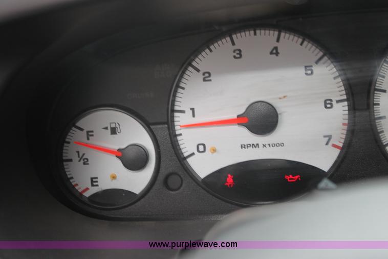 image for item AN9987 2003 Dodge Stratus SE