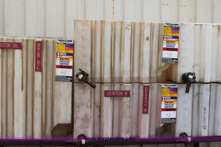 image for item AN9990 Bulk used oil storage tanks