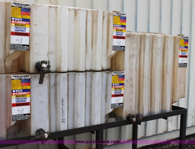 image for item AN9990 Bulk used oil storage tanks