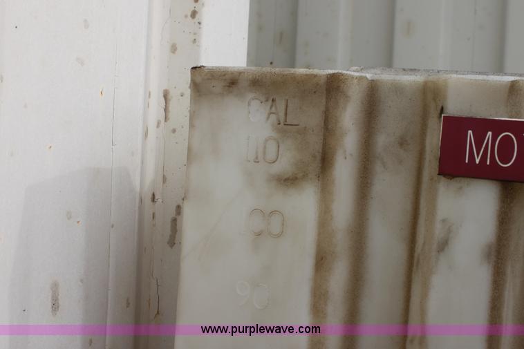 image for item AN9990 Bulk used oil storage tanks