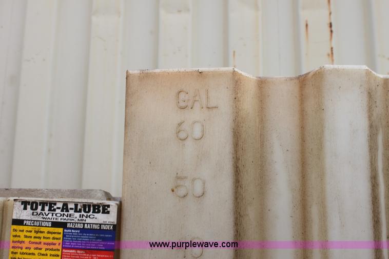 image for item AN9990 Bulk used oil storage tanks