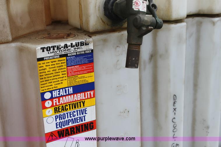 image for item AN9990 Bulk used oil storage tanks