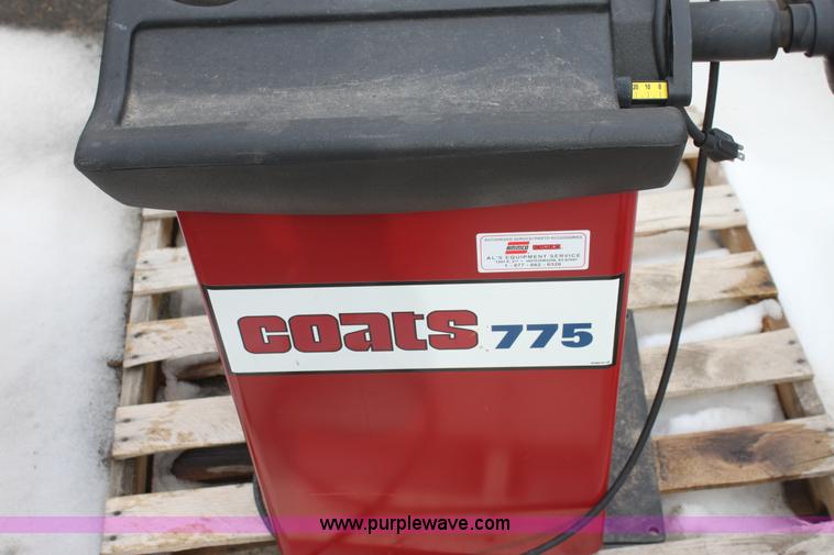 image for item AN9992 Coats 775 tire balancer