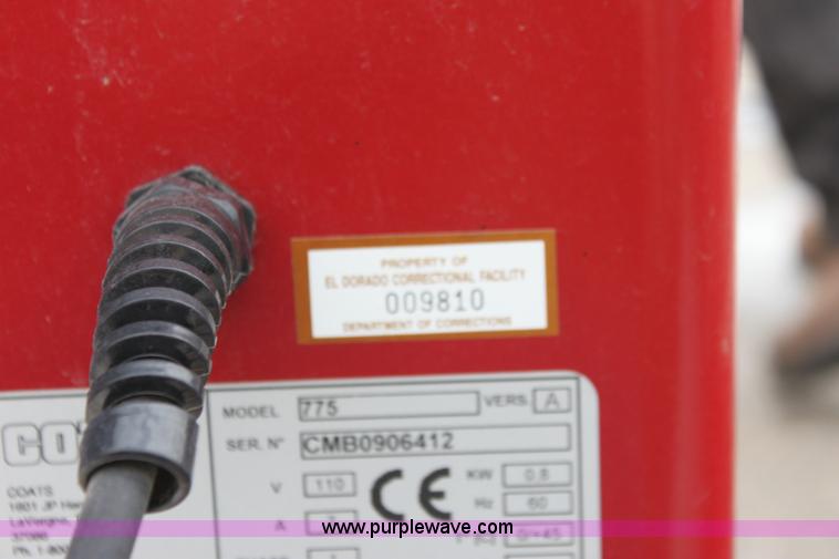 image for item AN9992 Coats 775 tire balancer