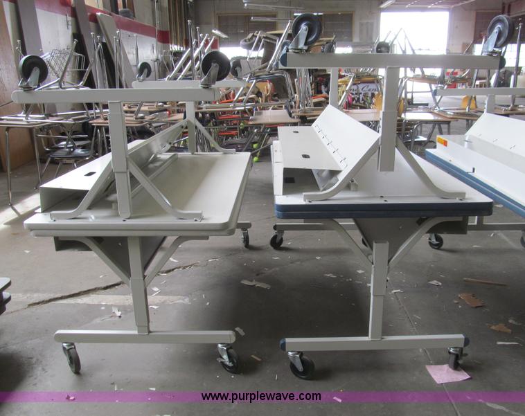 image for item AQ9906 (7) computer tables