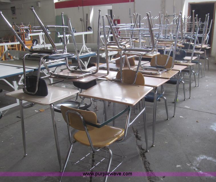 image for item AQ9907 (23) student chairs