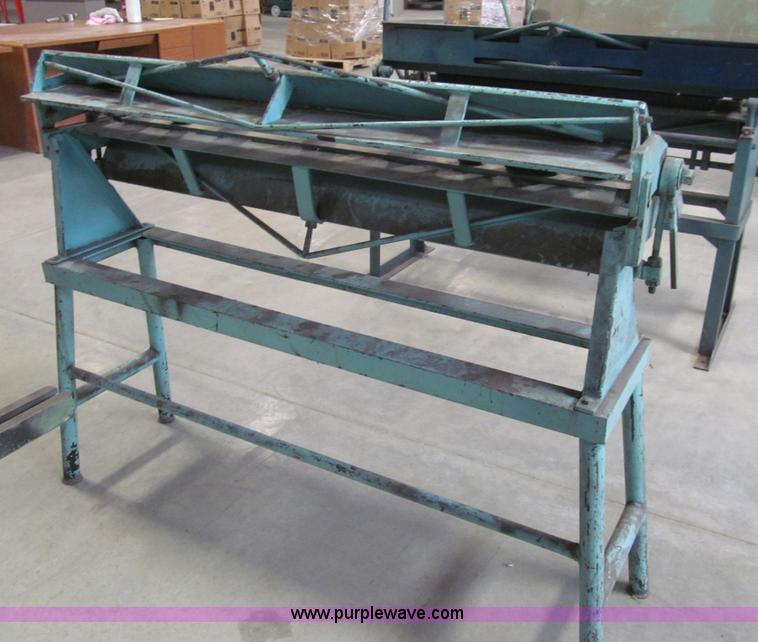 image for item AQ9914 (2) 4' sheet metal brake