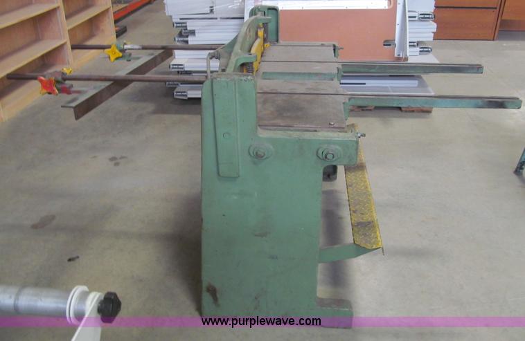 image for item AQ9915 Peck Stow and Wilcox Co. Pexto shear