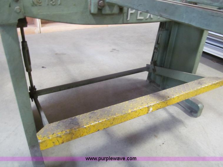 image for item AQ9915 Peck Stow and Wilcox Co. Pexto shear