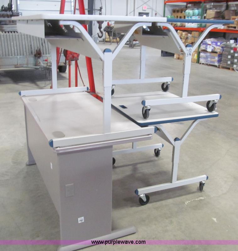 image for item AQ9920 (4) computer tables