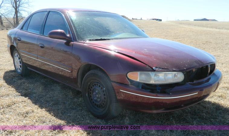 image for item AQ9969 2001 Buick Century Custom