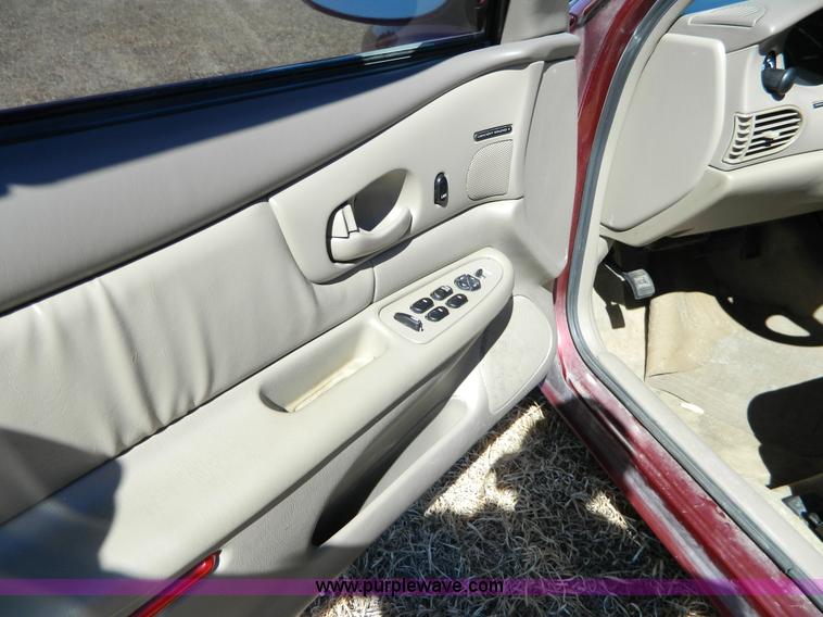image for item AQ9969 2001 Buick Century Custom