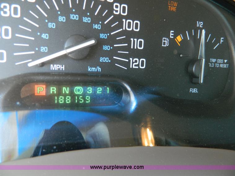 image for item AQ9969 2001 Buick Century Custom