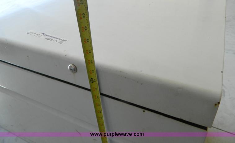 image for item AQ9971 Steel cargo box