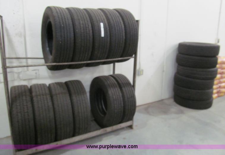image for item AR9011 (18) assorted tires