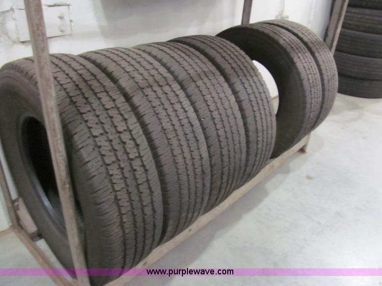 image for item AR9011 (18) assorted tires