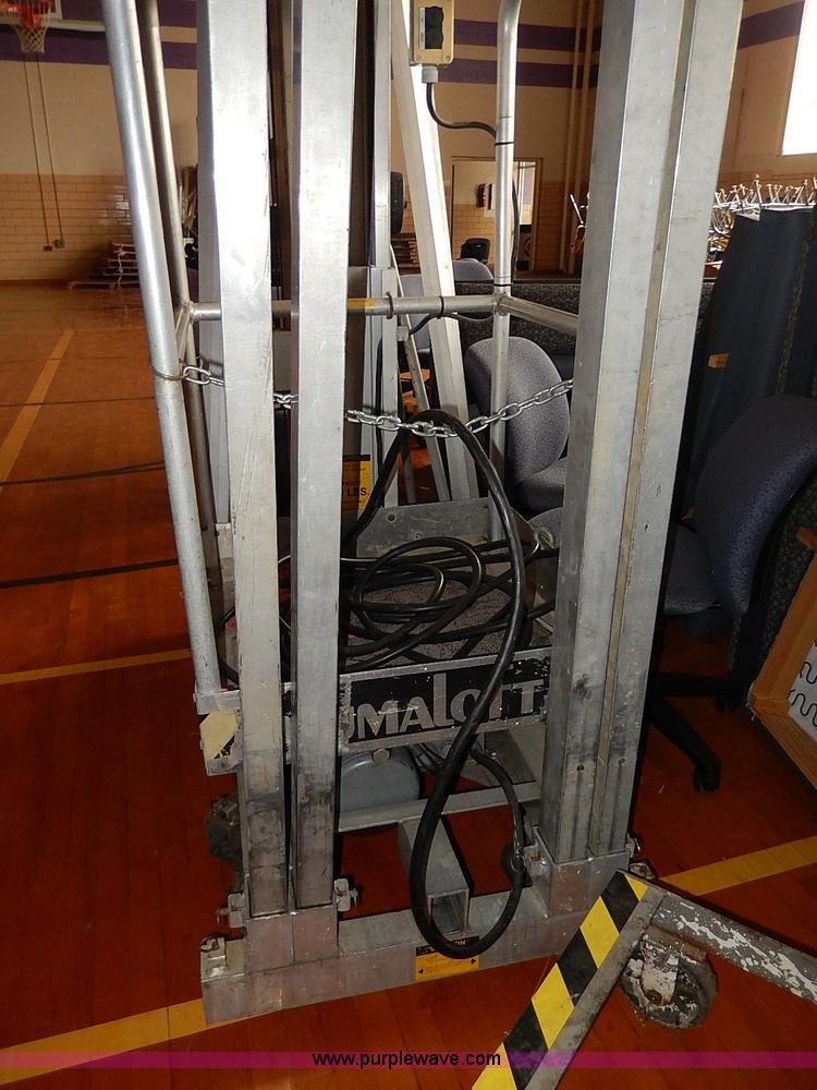 image for item AX9222 Alumaloft APL30AC electric platform lift