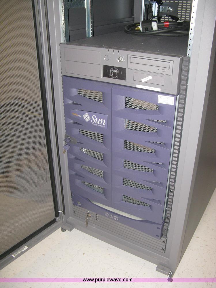 image for item AX9934 Sun Sunfire V880 rack mount server with Sun StorEdge rack