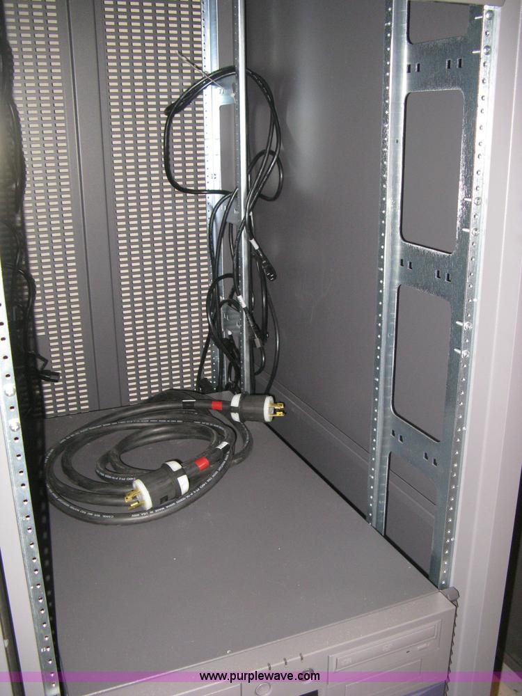 image for item AX9934 Sun Sunfire V880 rack mount server with Sun StorEdge rack