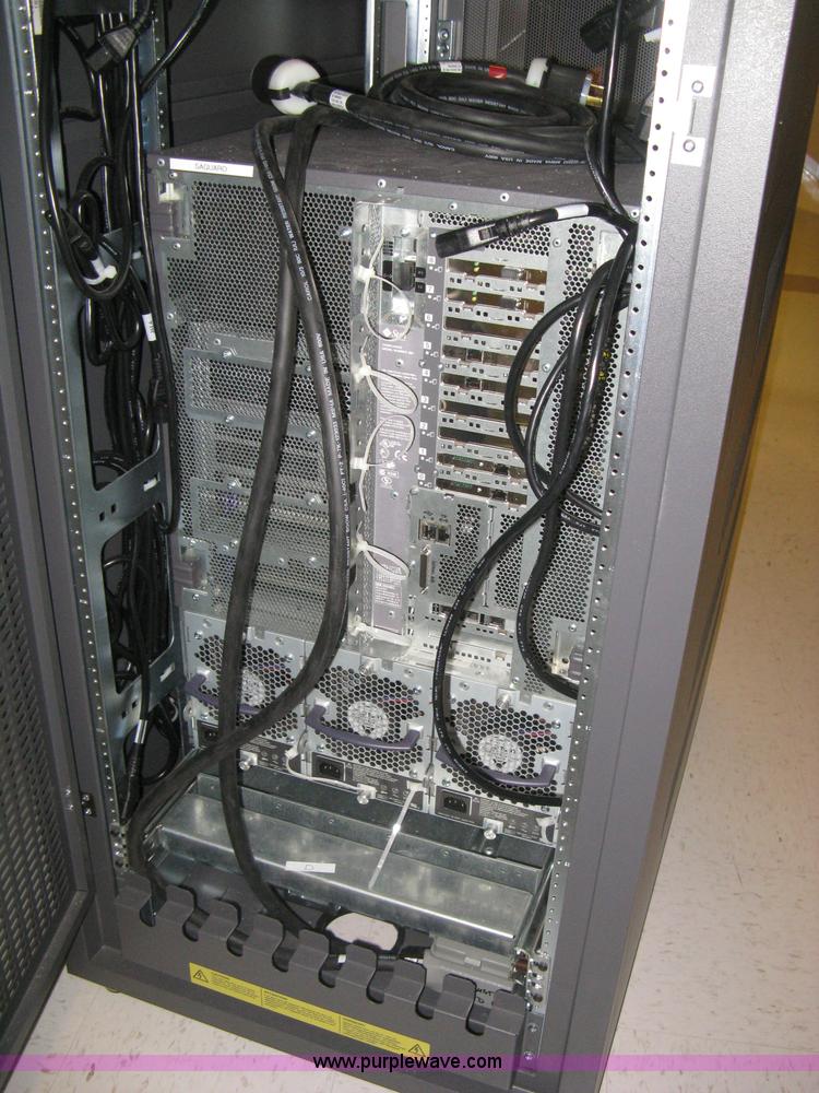 image for item AX9934 Sun Sunfire V880 rack mount server with Sun StorEdge rack