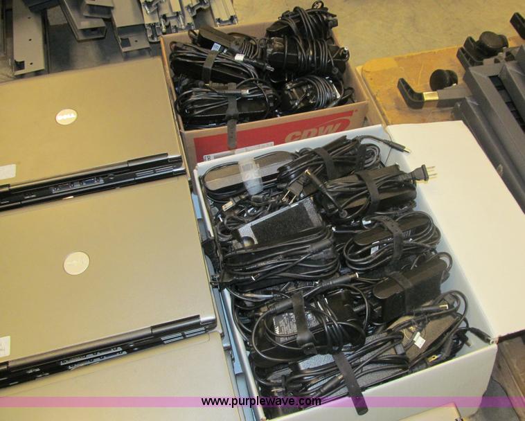 image for item AY9812 (71) Dell Lattitude D630 laptop computers